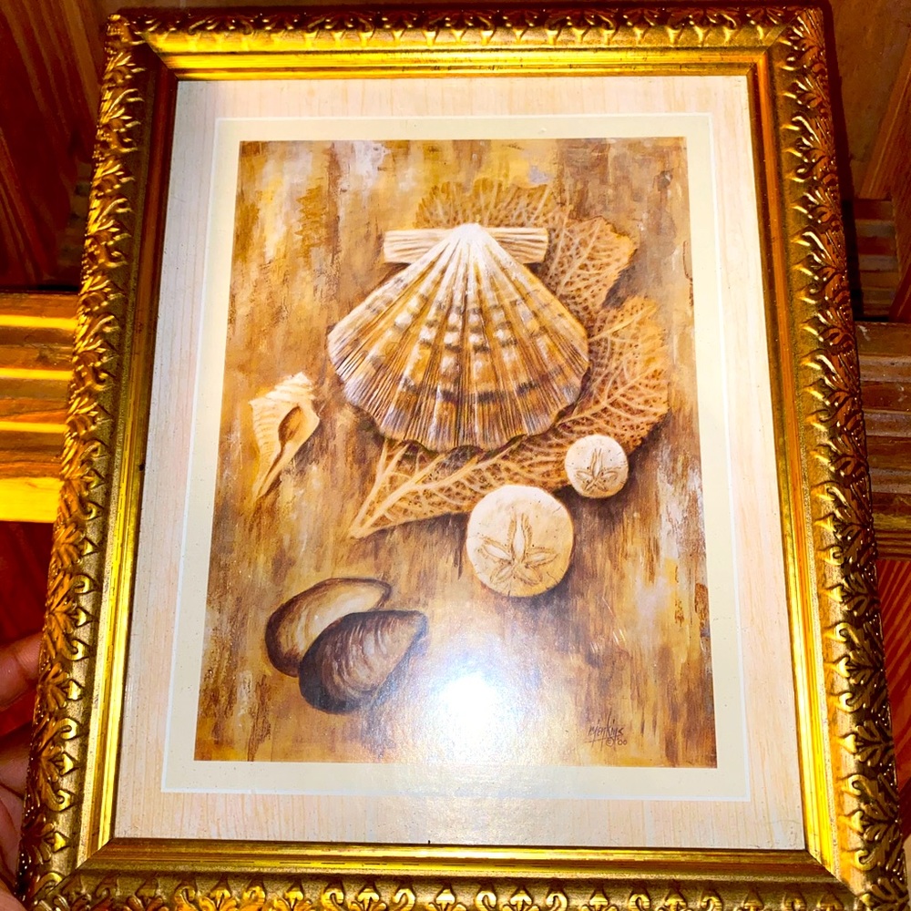 Gold frame Seashell picture